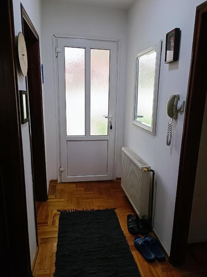 Serbian Home With Garden Krnjaca Ngoại thất bức ảnh